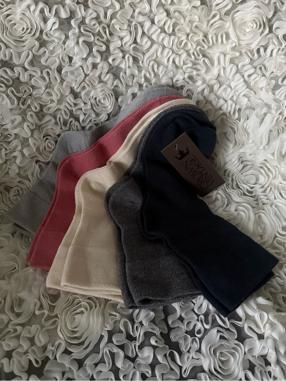 BNWT! Crown vintage 5 pack !